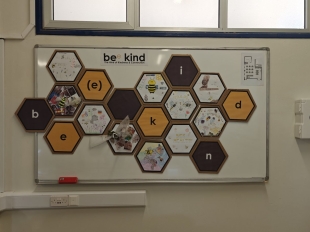 IMG 64fa37f95a4354a2e588ea2d350ef500 V.jpg